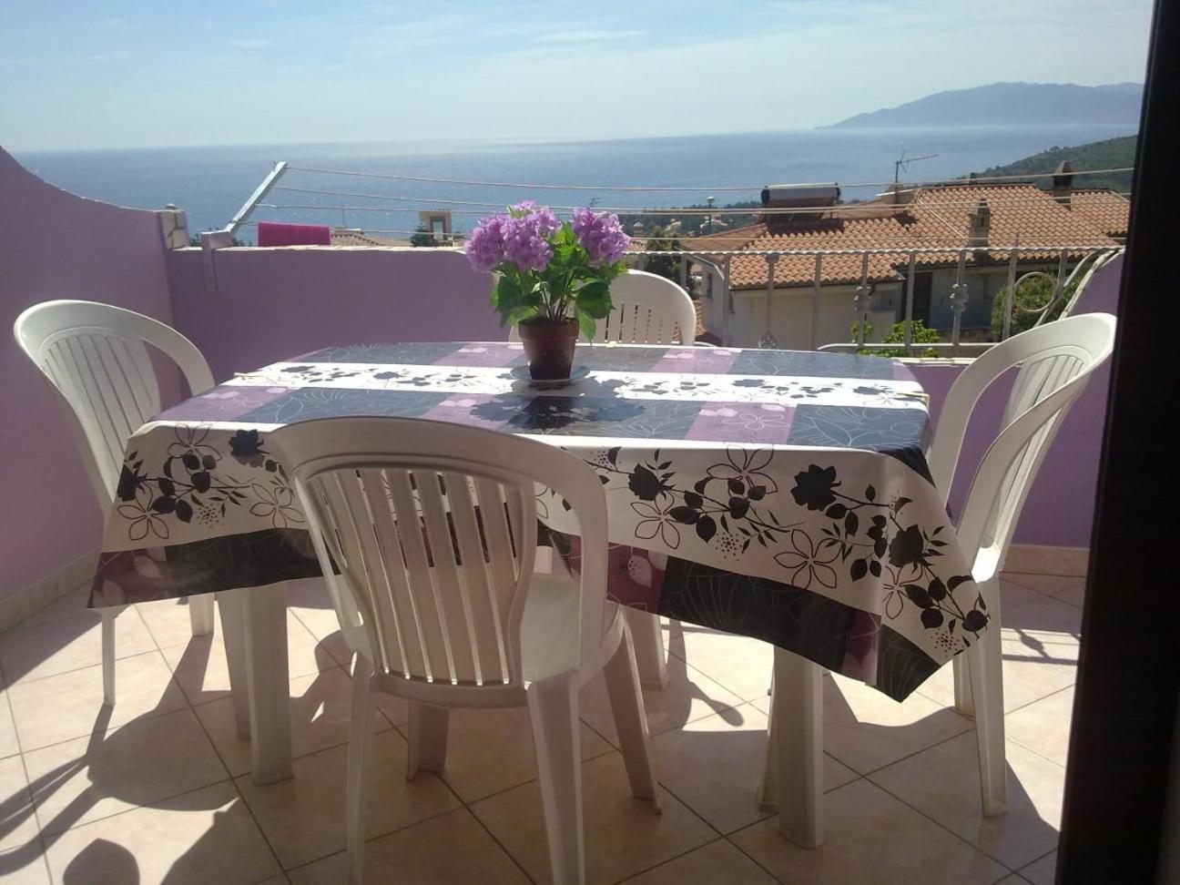 Ferienwohnung Casa Purple Cala Gonone Zimmer foto