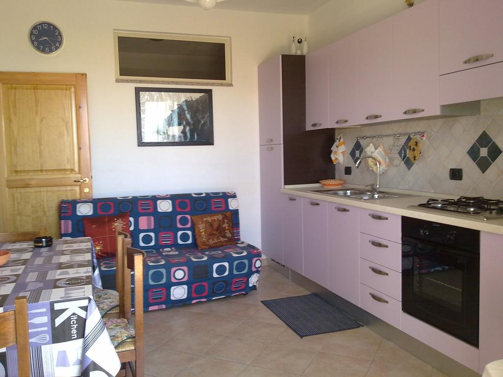 Ferienwohnung Casa Purple Cala Gonone Zimmer foto